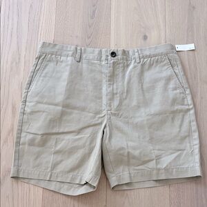 NWT Amazon Essentials Khaki Shorts Size 36 Waist